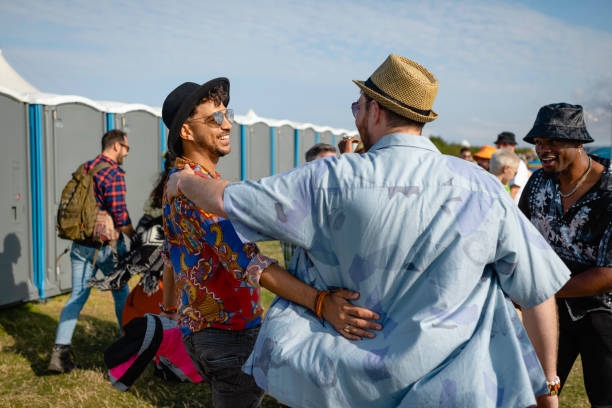 Best Porta potty rental near me  in Cleveland, OH